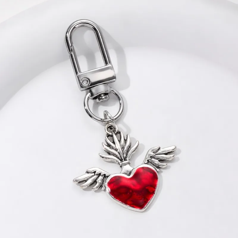 1pc Valentine\'s Day Red Love Wings Dropping Enamel Keychain Dark Romantic and Beautiful Wind Car Bag Pendant Gift Jewelry