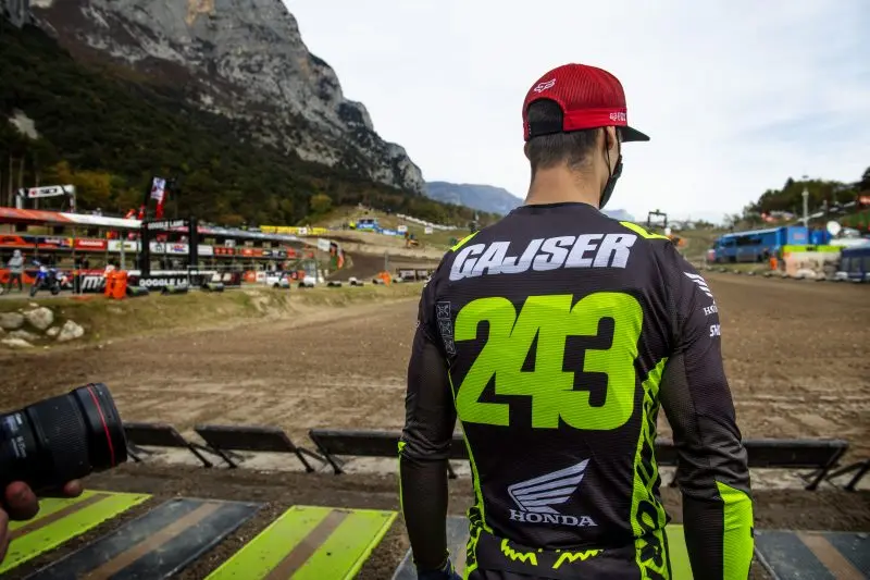 2026 جديد HRC هوندا سائق السباق تيم غازر سوبر موتوكروس المحملة الرجال النساء الأحمر # 243 جيرسي كبير الحجم وجيد التهوية وسريع الجفاف #1