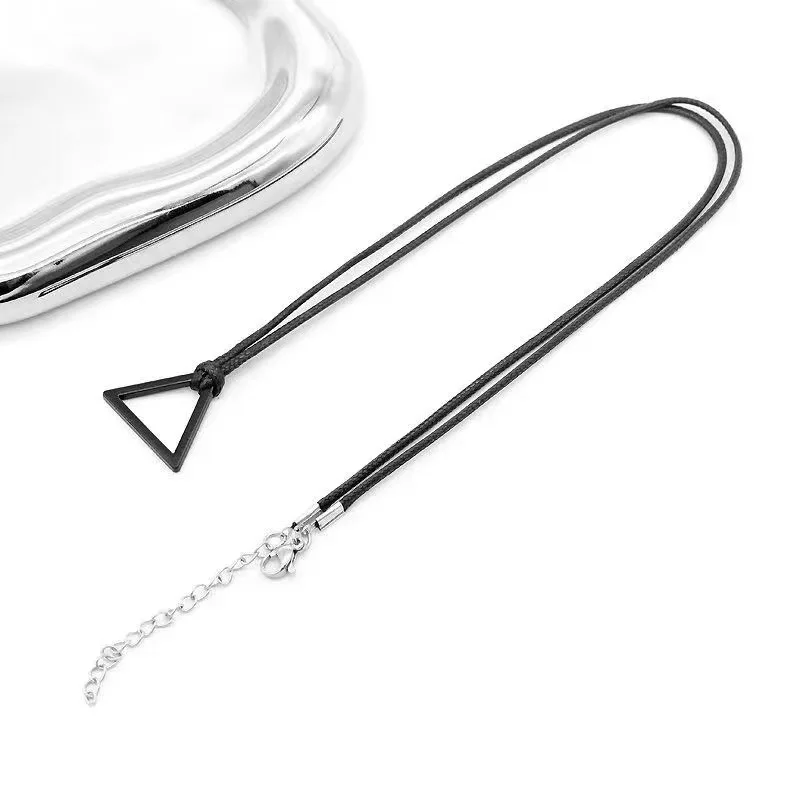 Anime Electric Saw Man Black Triangle Pendant Necklace Rope Chain Triangular Pull Ring Choker Fashion Jewelry Gift Cosplay B003