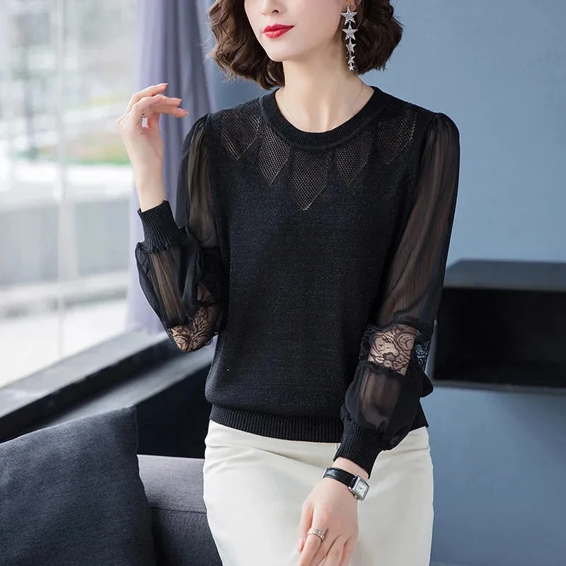 Simple Elegant Round Neck Solid Color Summer Women's Lace Hollow Long Sleeved Loose and Fashion Versatile Knitted Shirt Tops