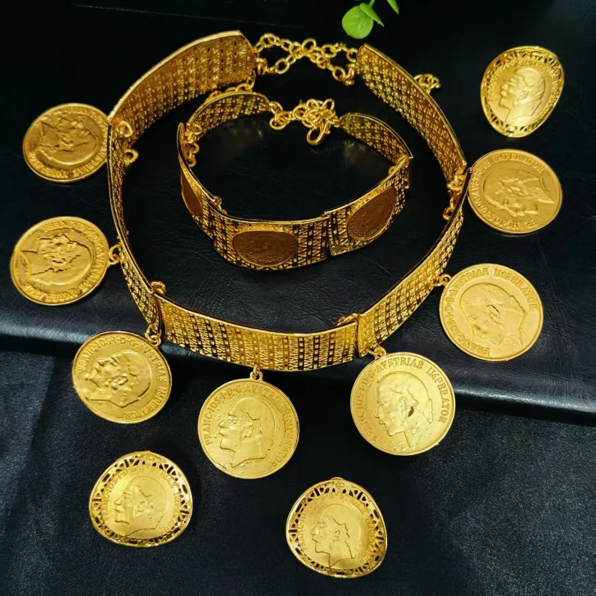 Skin-Friendly Coin Four-Piece Set For Women 24K Gold AU999 Comfort full set with necklace earrings bangle ring