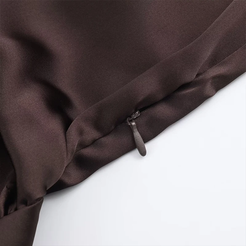 Elegante mini abito in raso per le donne Moda sciarpa colletto manica a pipistrello abito corto Lady 2025 abiti da sera chic per feste autunnali