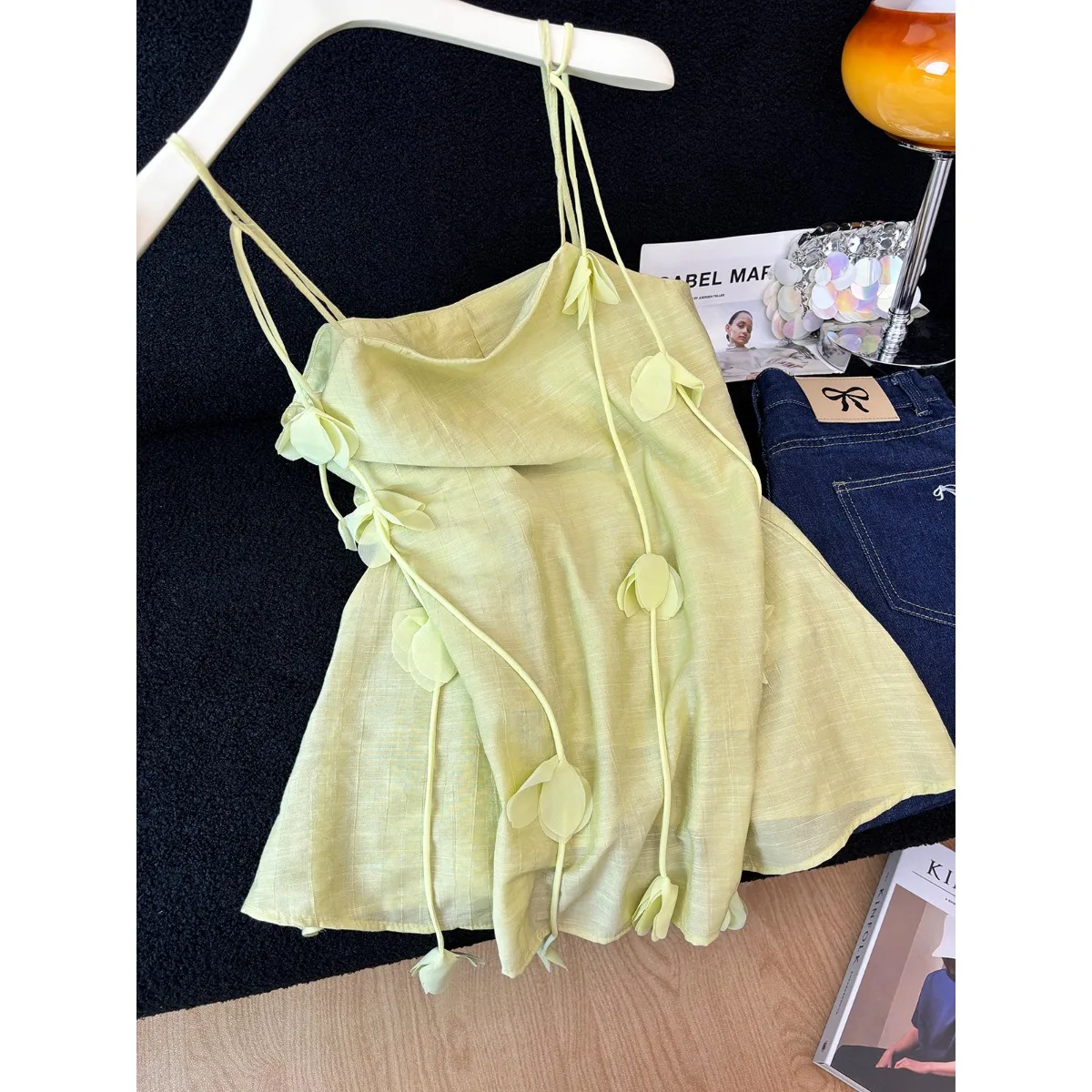 Impresionante Chaleco Amarillo Mostaza con Borlas de Pétalos, Estilo Vacacional de Verano para Mujer, Hermoso Top sin Mangas, Ajuste Dulce y a la Moda