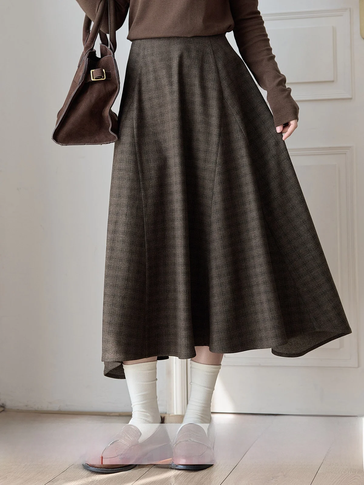

HuiXi Plaid Half Skirt Women's Winter 2025 New Vintage Atmosphere Splicing Drape High Waist Skirt Korean Style A-Line Skirt