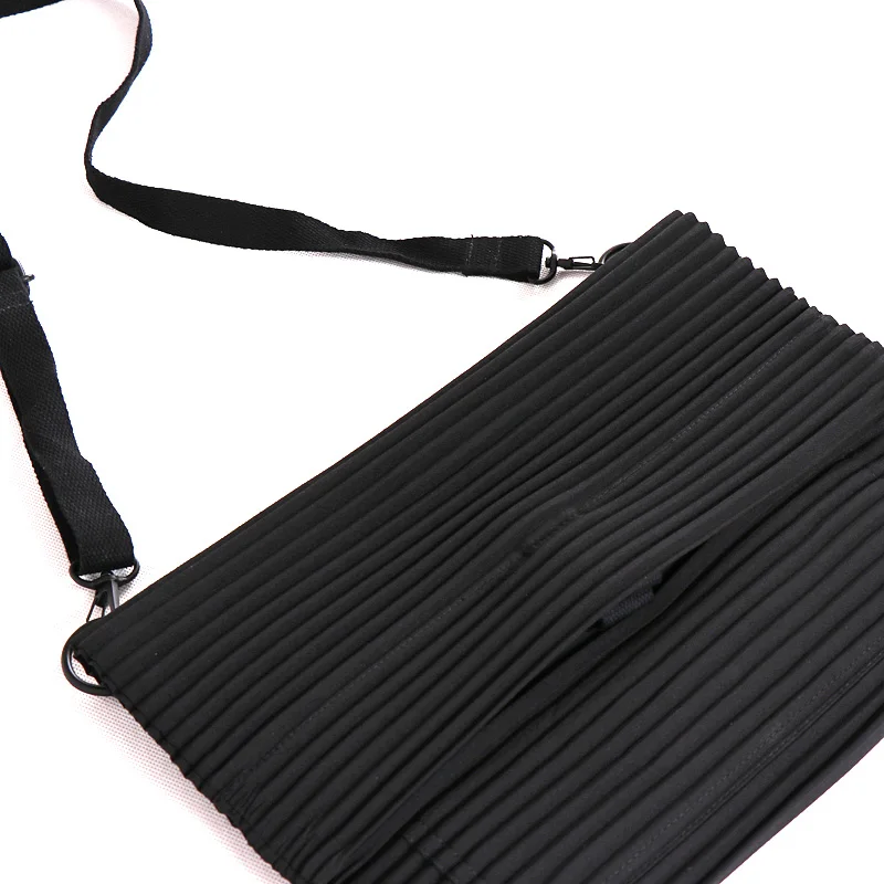 YUDX Miyake Pleated Canvas 2023 New Casual Solid Color Folding Bag Messenger Bag HOT SELLING IN STOCK