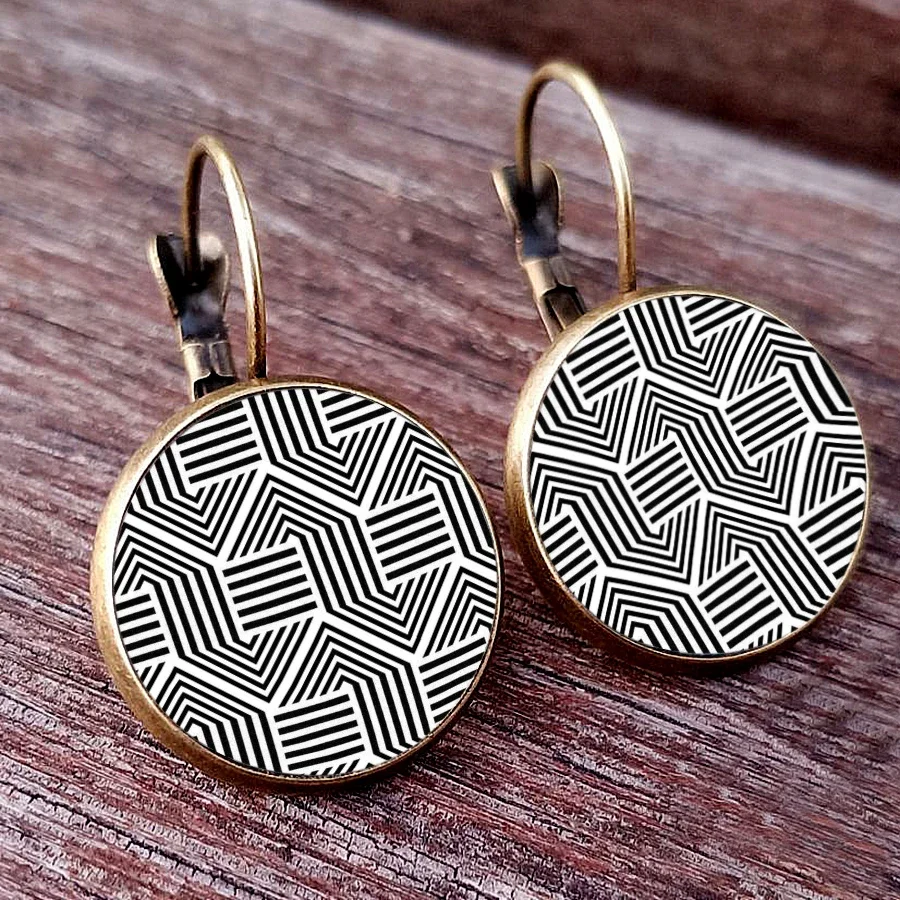 New black and white color matching earrings simple black and white line pattern glass dome women\'s Earring personalized earrings