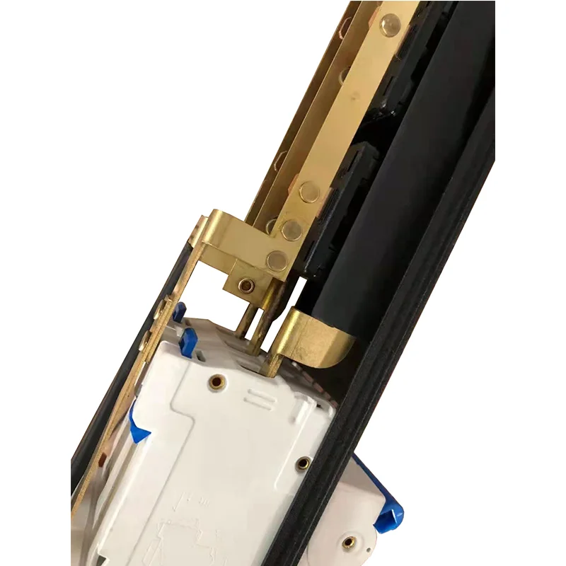 Imagem -05 - Bitcoin Industry Pdu Soquete com Interruptor de ar S19 P211b P211c Fases 380v 63a 47kw 12 Bits Iec-c19 Cremalheira de Alta Potência