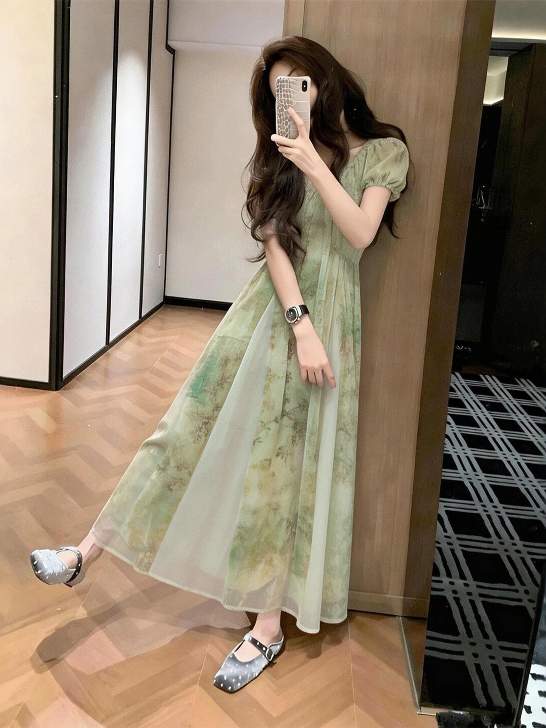 

Retro Unique Slimming Waist Cinched Short Sleeve Beautiful Dress Summer 2026 French Style High Waist Cotton Blend Slim Fit