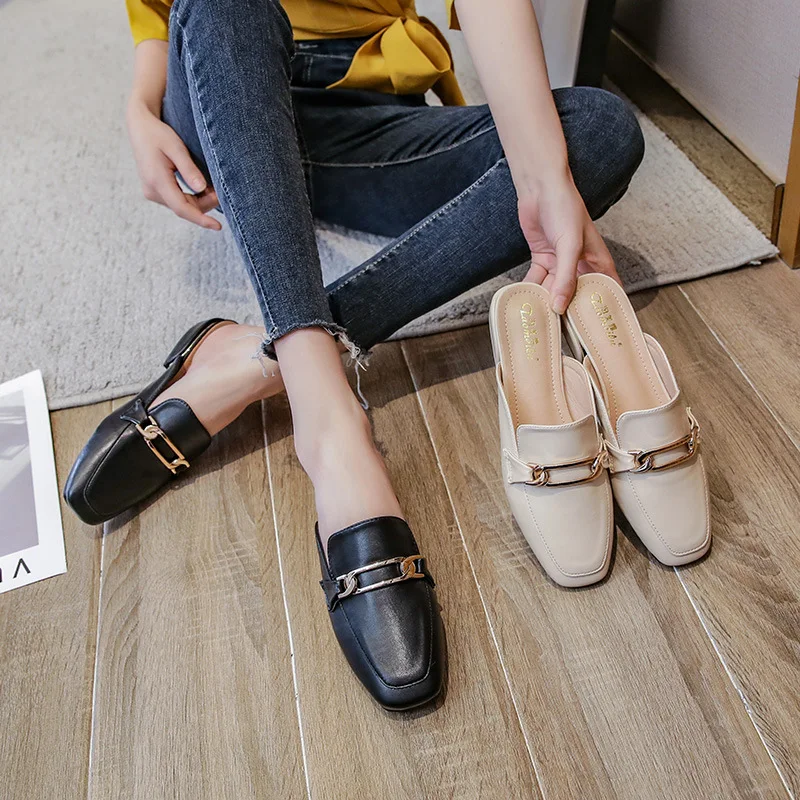 Female Shoes Low Slippers Casual Loafers Cover Toe Slides Mules For Women 2024 Rivet New Luxury Rubber Flat Bonded Leather Micro