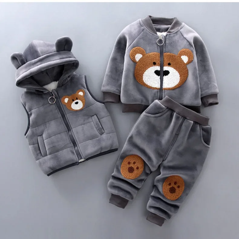 Children's clothing 2024 autumn and winter new children's clothing, baby velvet three piece set girls' winter clothing boys' set