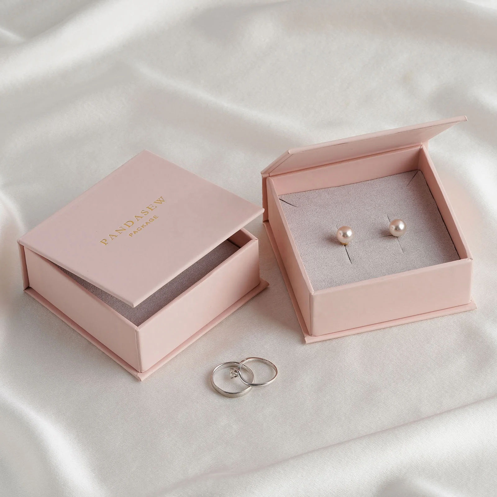

20PCS Custom Logo Gift Necklace Ring Packaging Book Style Luxury Flip Magnetic Jewelry Box