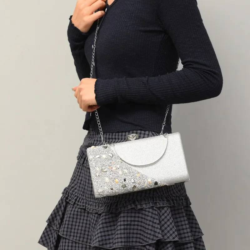

2025 Spring Summer New Women's Diamond Chain Evening Clutch - European/American Fashion Handheld/Shoulder/Crossbody Bag