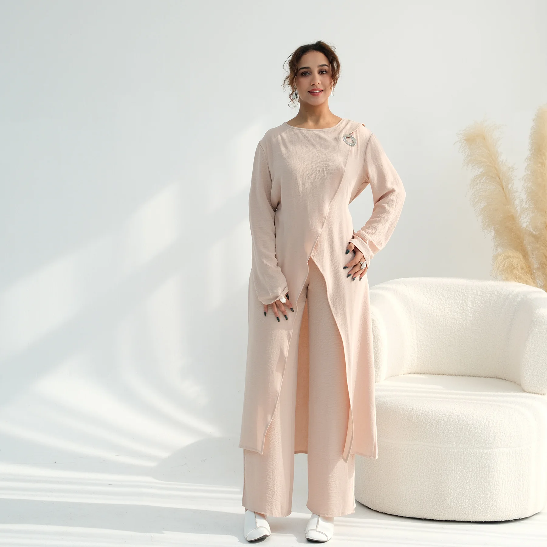 

Исламский костюм-двойка для женщин на Рамадан 2026: Элегантный скромный мусульманский комплект для Ид, праздников Ближнего Востока и отпуска в Дубае (абайя)