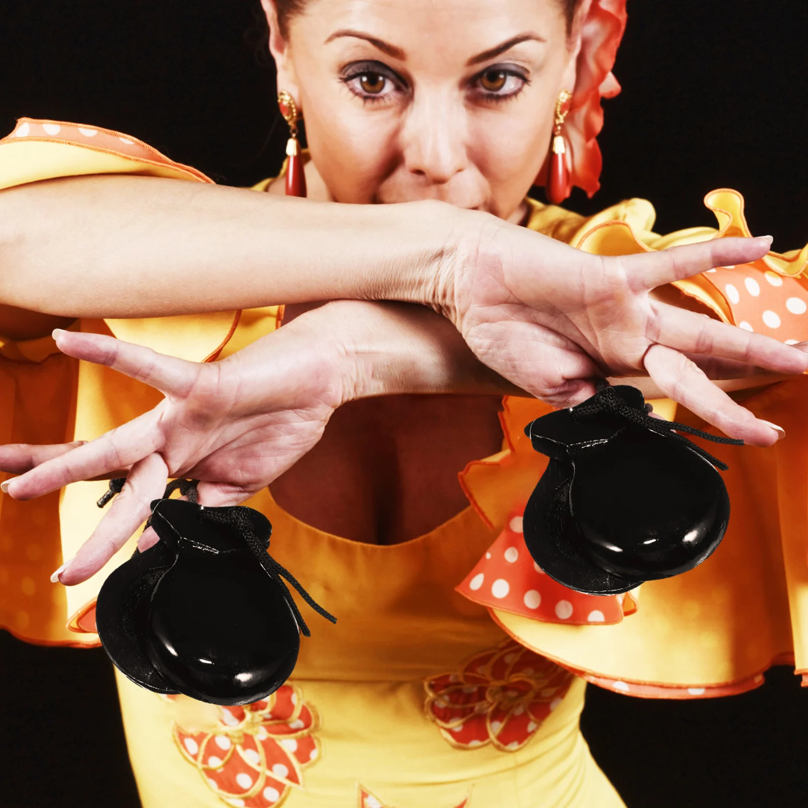 木製カスタネット 2 ペアブラウンブラックハンドヘルド打楽器音楽玩具子供大人パフォーマンスリハーサルポータブル頑丈