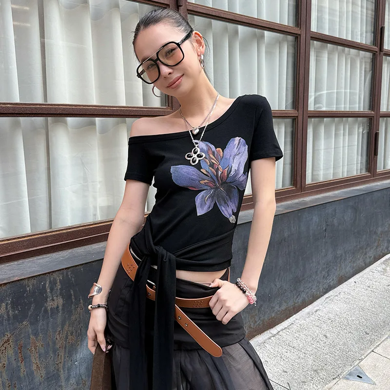 

Slant Shoulder High Elastic Strap Design Slack Floral Print Short Sleeve T-shirt Fashionable Foreign Style
