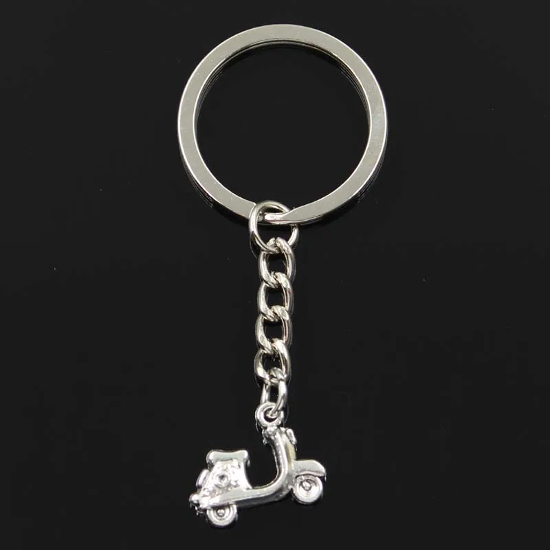 Fashion Keychain 15x19mm Motorcycle Scooter Autocycle Silver Color Pendants DIY Men Jewelry Car Key Chain Ring Souvenir For Gift