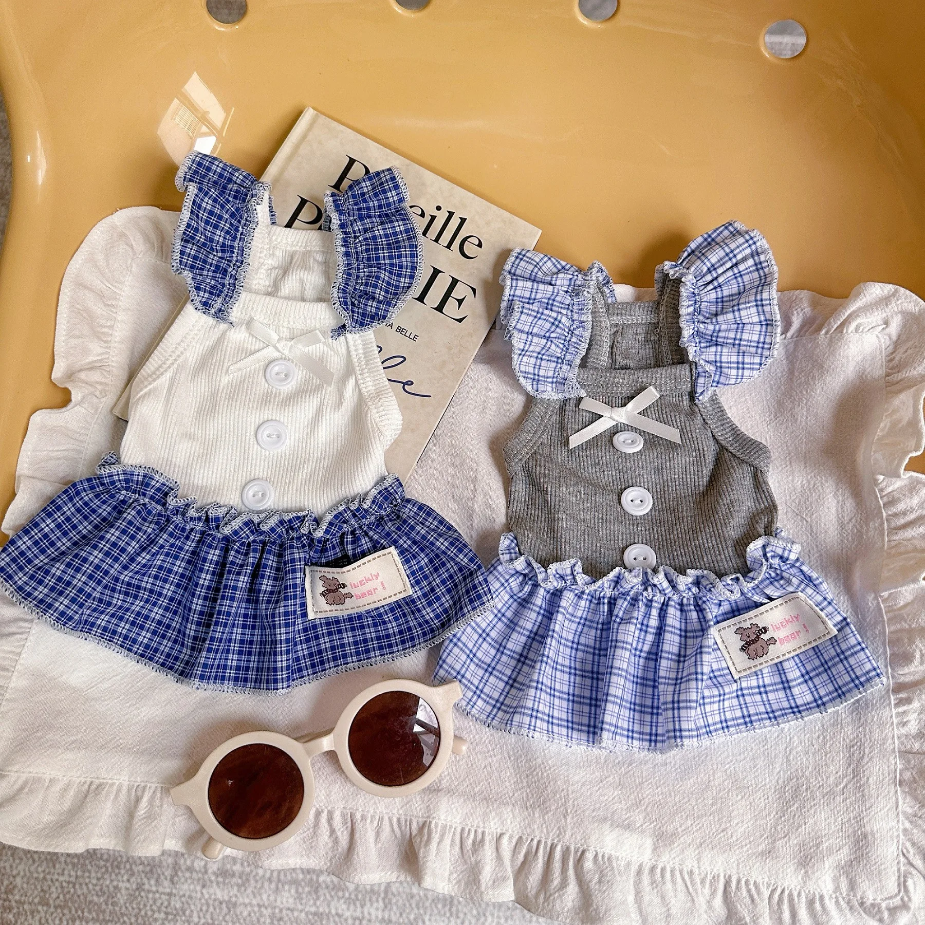 Vestido a cuadros con volantes para perros pequeños - imagen 5
