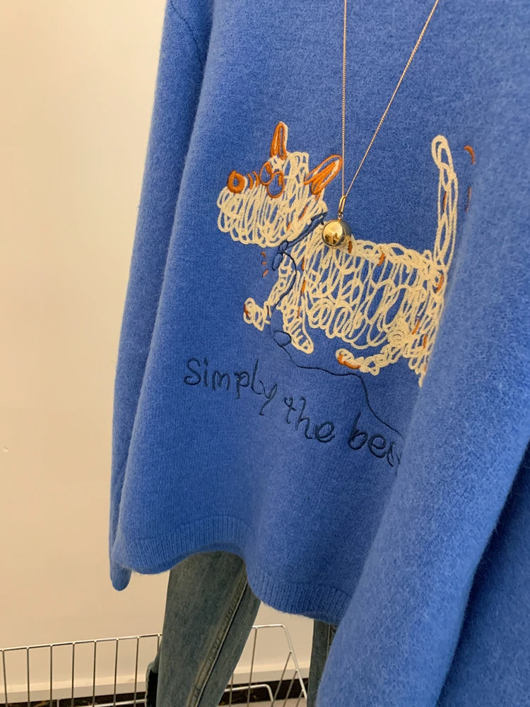 レディース クラインブルー パピー刺繍セーター プチ クロップド オーバーサイズ ニットトップ 秋冬 刺繍入りプルオーバーセーター