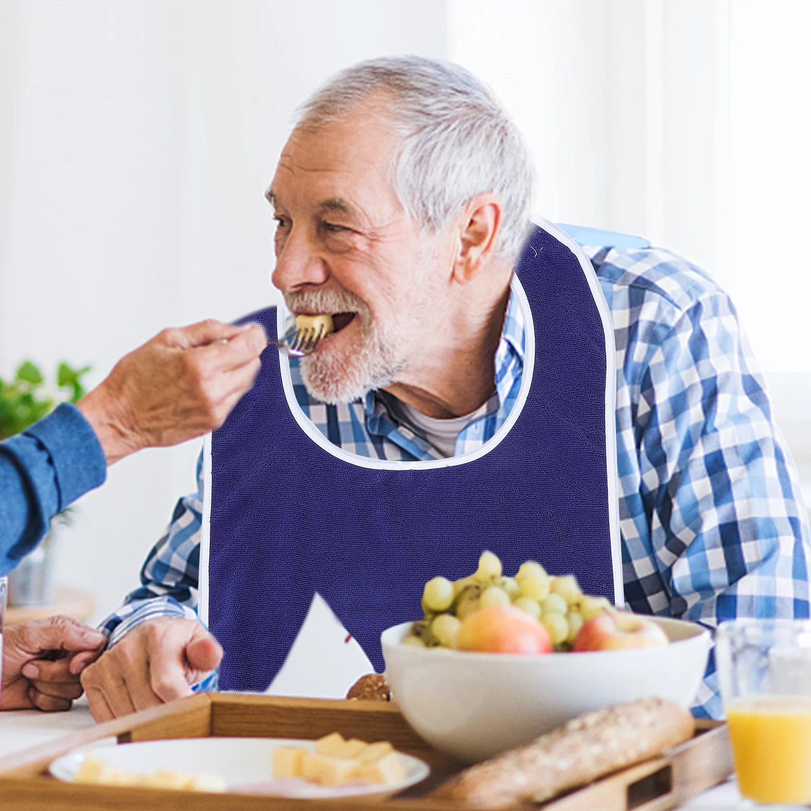 

Foldable Waterproof Adult Bib for Seniors Washable Durable Polyester Eating Bib Clothes Protector for Elderly Adult Bibs