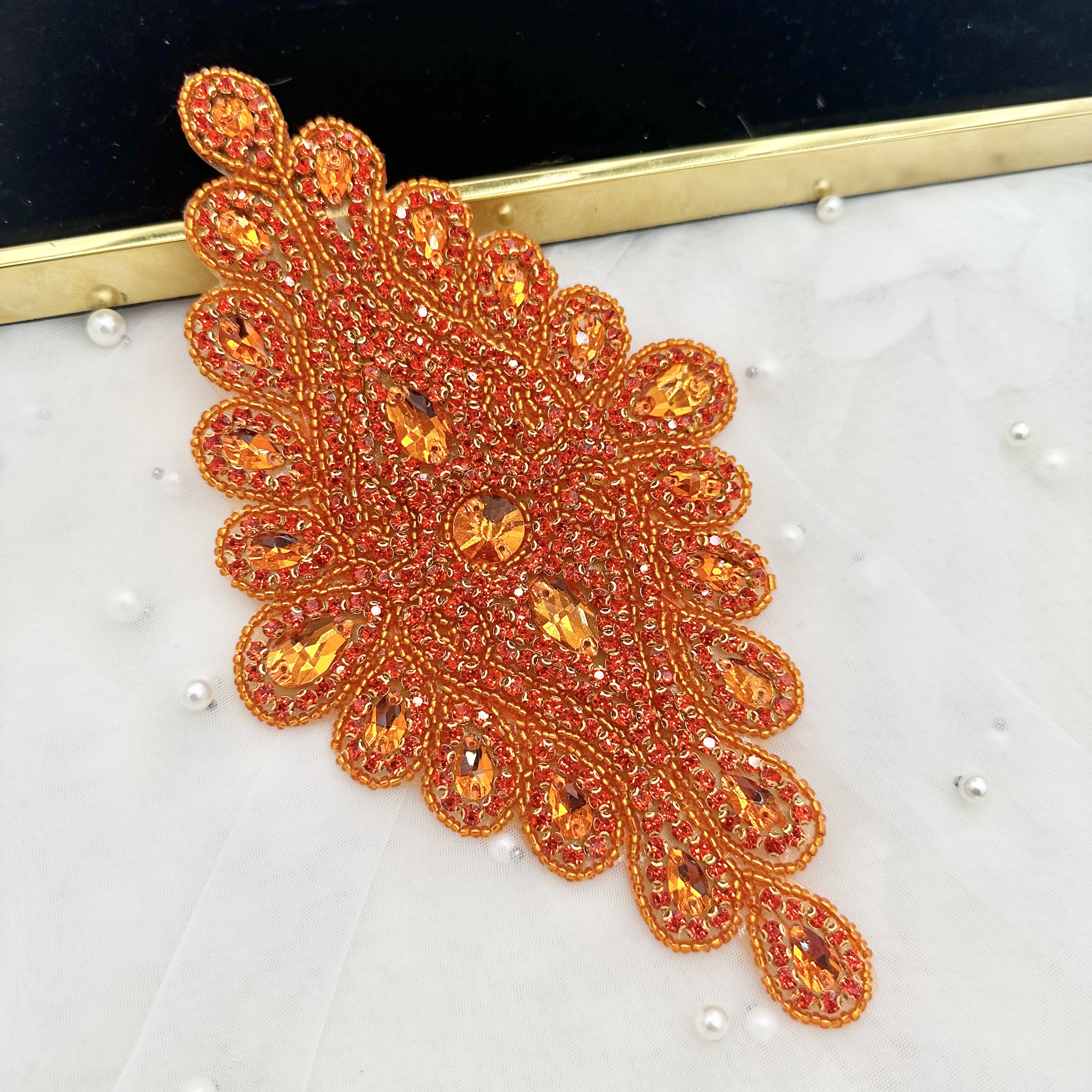 Ceinture à fleurs en strass avec patch de perles de verre colorées cousues à la main et à coller à l'arrière, Matériel DIY pour accessoires de robes de soirée pour femmes