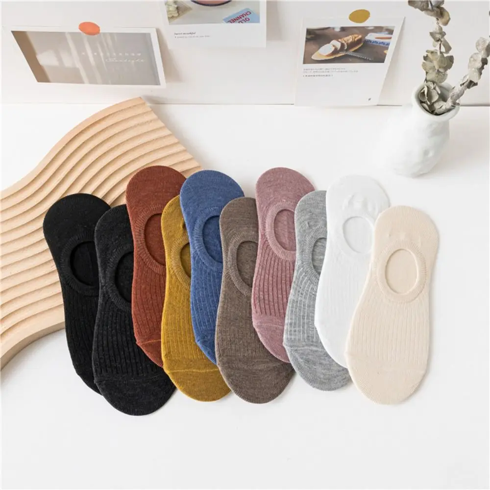10Pairs شبكة مطاطية غير مرئية قارب الجوارب رقيقة عدم الانزلاق قصيرة الكاحل الجوارب العرق ماصة تنفس الجوارب القصيرة الصيف