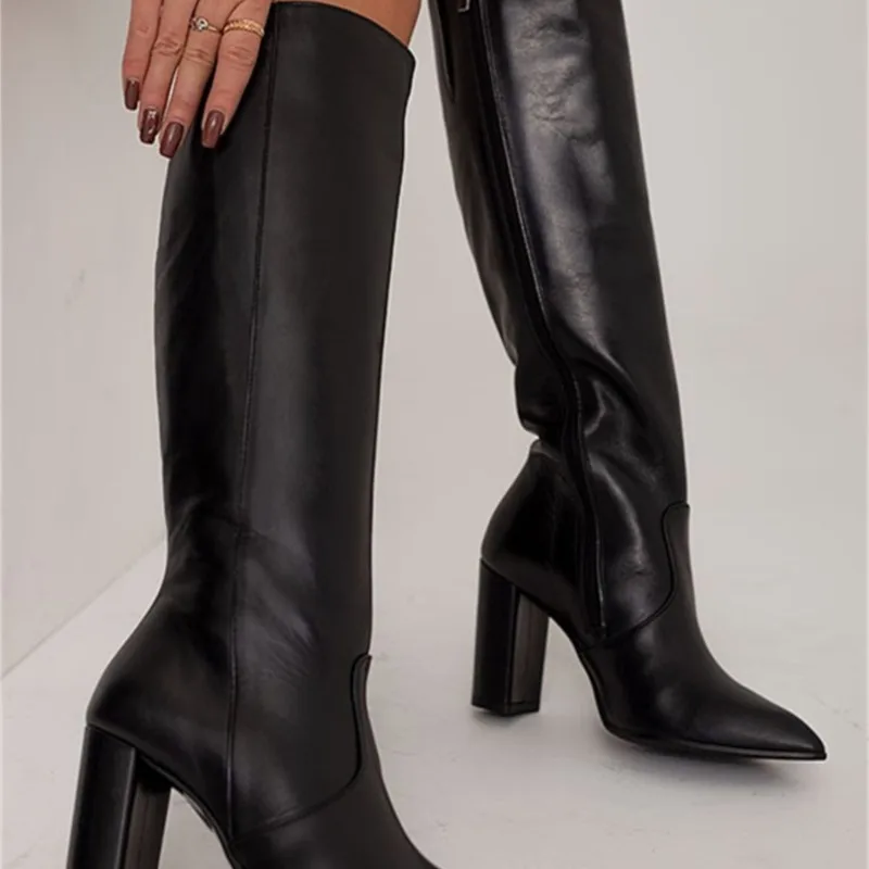 

2025 зимние женские ботинки, женская обувь больших размеров на высоком каблуке, элегантные женские высокие бочонки с острым носком и боковой молнией