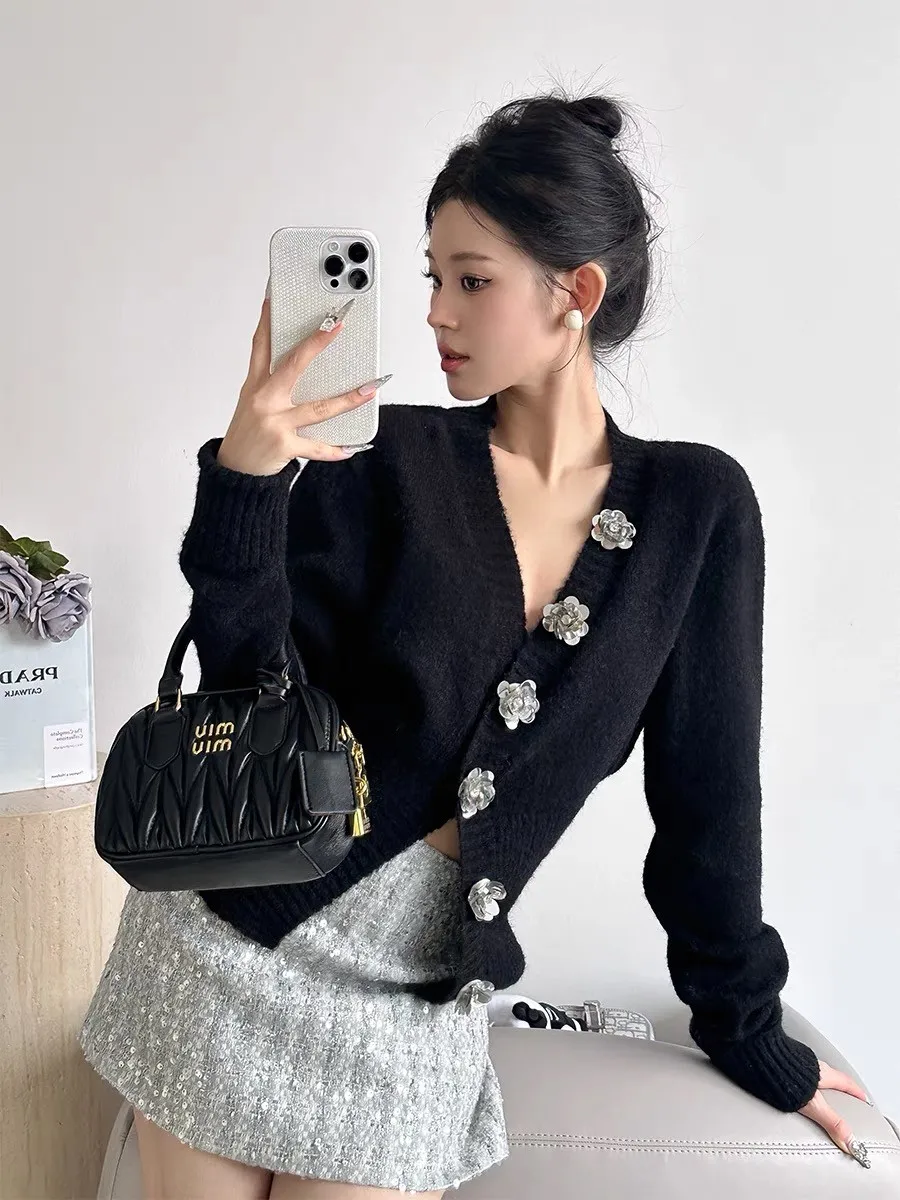 Stylish Elegant Knit Sweater Women Cardigan Tops Rose Buttons Fashion Chic Ladies Knitwear 2024 Autumn Long Sleeve V-neck Jumper