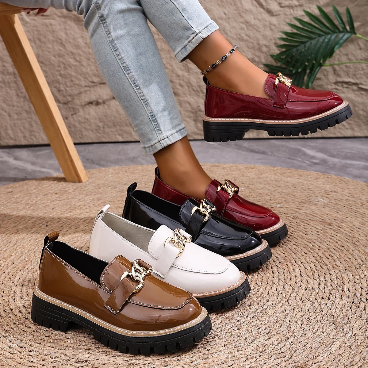 Women Round Toe Mid Heels Loafers Fashion Platform Casual Shoes Metal Chain Trend Buckle Ladies Single Shoes zapatos de mujer