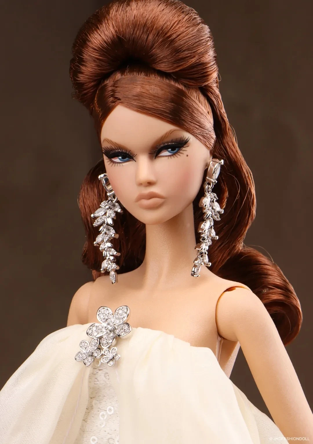 JHD Fashion Mizi Dolls 8th Anniversary White Gala Annamay Yaya