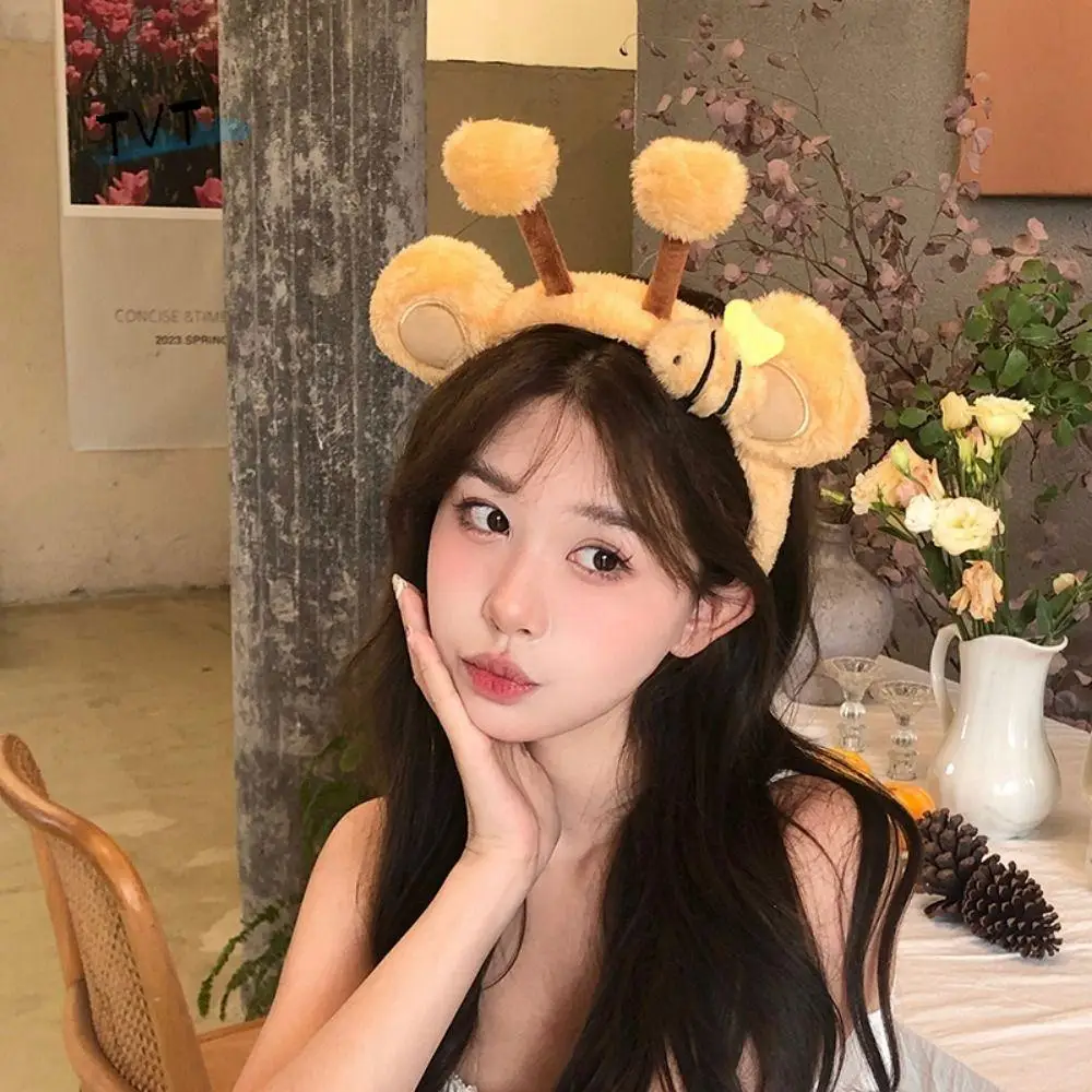 

Animal Bee Plush Headband Wash Face Headband Hair Band Cartoon Hair Hoop Headwear Hair Accessories Cute Plush Hairband Makeup