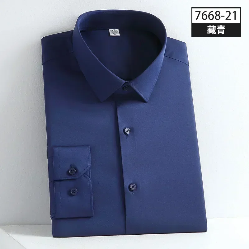 Men\'s green shirt quality long sleeved solid color business professional elastic wrinkle resistant silk smooth formal shirt