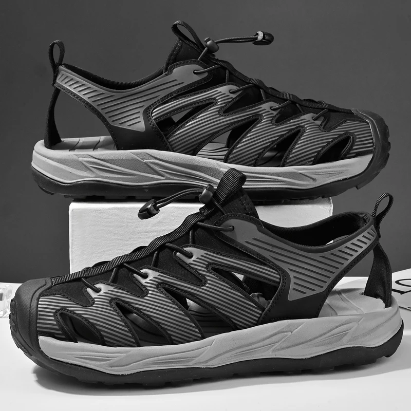 

Outwear Driving Sandals Summer New Outdoor Climbing Sandals for Men New Summer Beach Shoes Soft Male New Trendy Leather Slippers