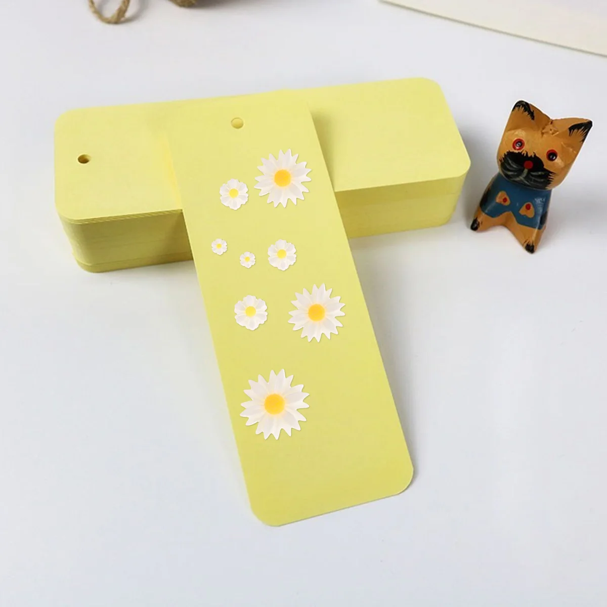 

20 Pcs Small Daisy Material Daisies Flowers Artificial Resin Accessory Accessories