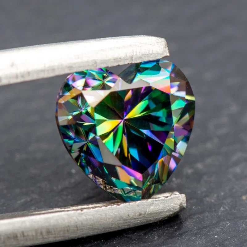 Pietra Moissanite Taglio a cuore Colore verde arcobaleno Qualità estremamente lucida Ciondoli avanzati Gioielli Anelli Orecchini Creazione di