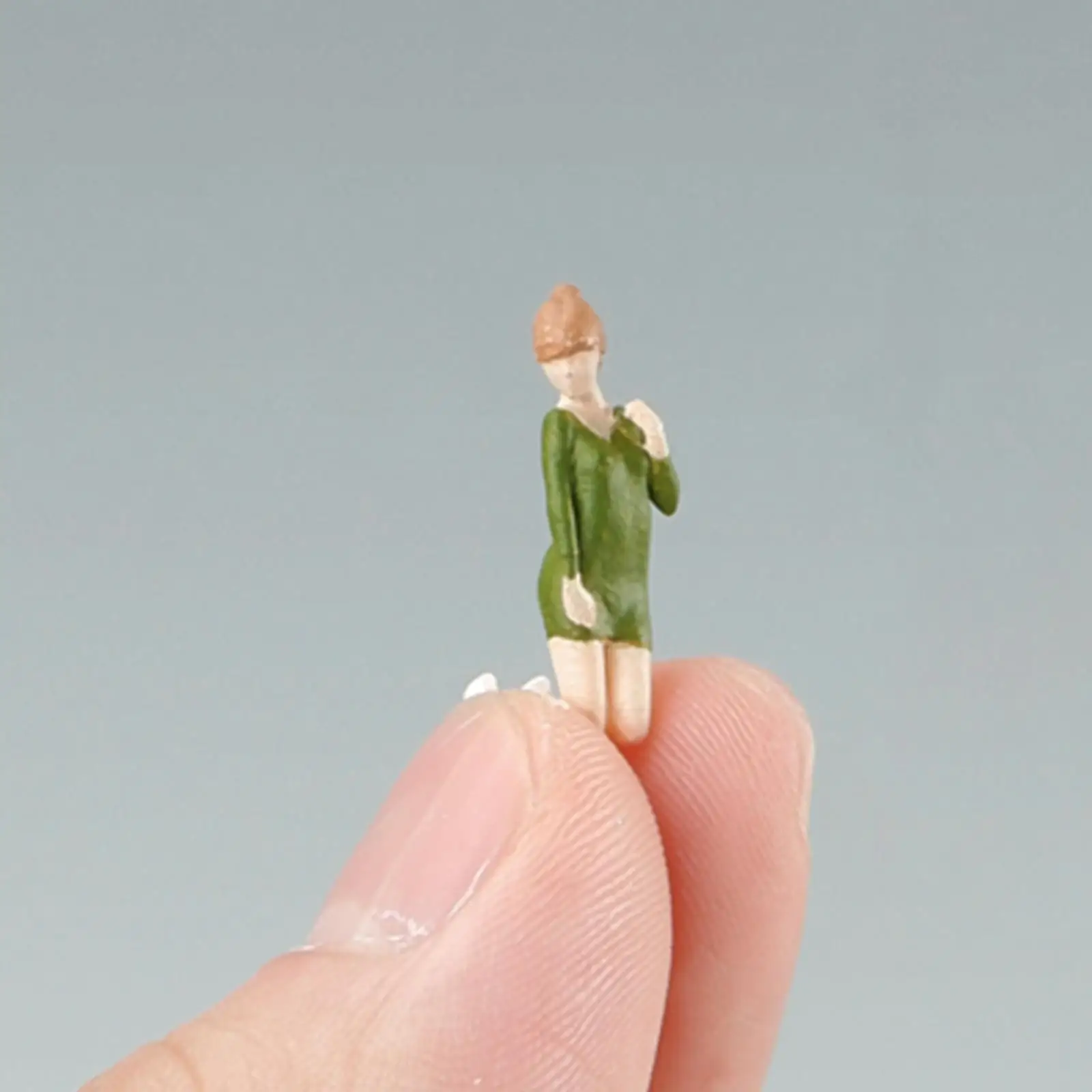 

1/64 People Figures Girl Figures Miniature People Figurines for Scenery Landscape