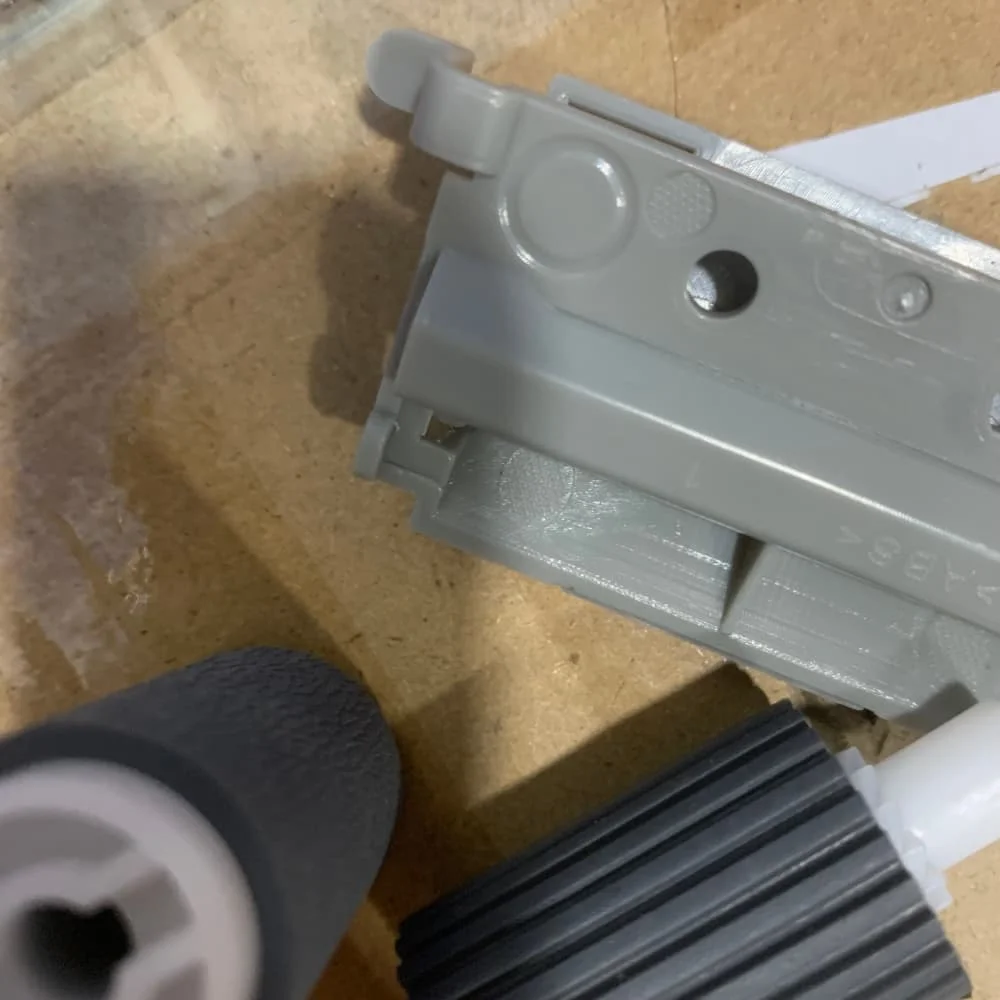 

1X 302S094050 3BR07040 36211110 ADF разделительная накладка ролика подачи захвата для KYOCERA M2040 M2135 M2540 M2635 M2640 P2040 P2235