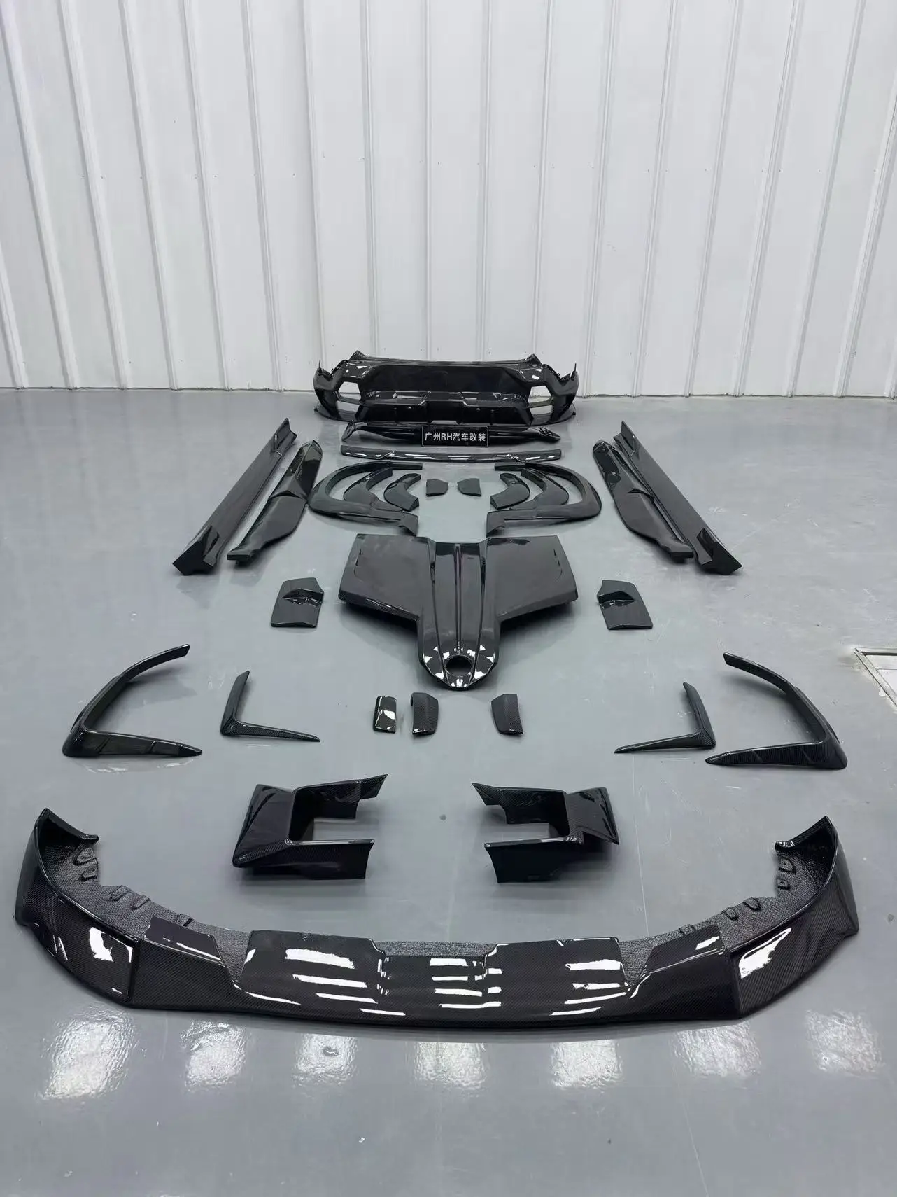 MSY Style High Quality Carbon Fiber Body Kit for XM Front Lip Side Skirt Spoiler Hood Rear Diffuser Wide Body Kit