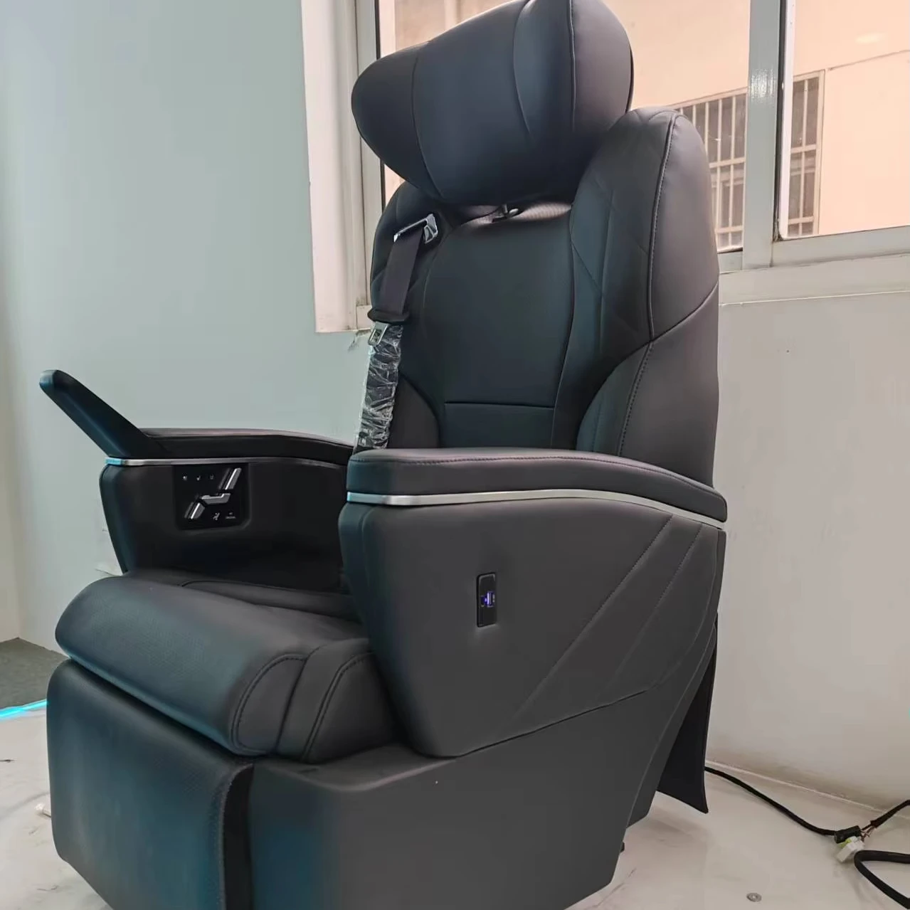 

Luxury Modified MPV Electric Car Seat Interior Upgrade Kit for Sprinter Vito Mertis Vclass W447 W448 Alphard Vellfire MPV VAN