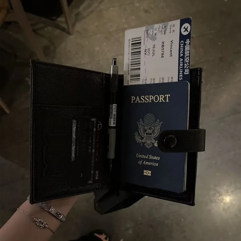 Kawaii hello kitty documento titular anime menina bonito portátil moeda bolsa moda popular diamante incrustado saco de couro atacado