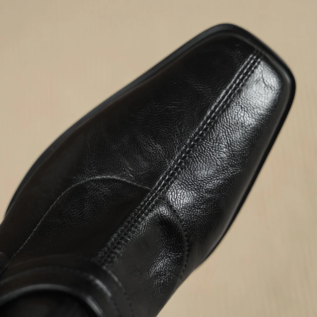 فستان نسائي من جلد الغنم الرائع مصنوع من جلد البولي يوريثان مزين بشريط ضيق مزين بالزهور وكعب سميك 7 سم فستان خريفي أسود نحيف قصير #5