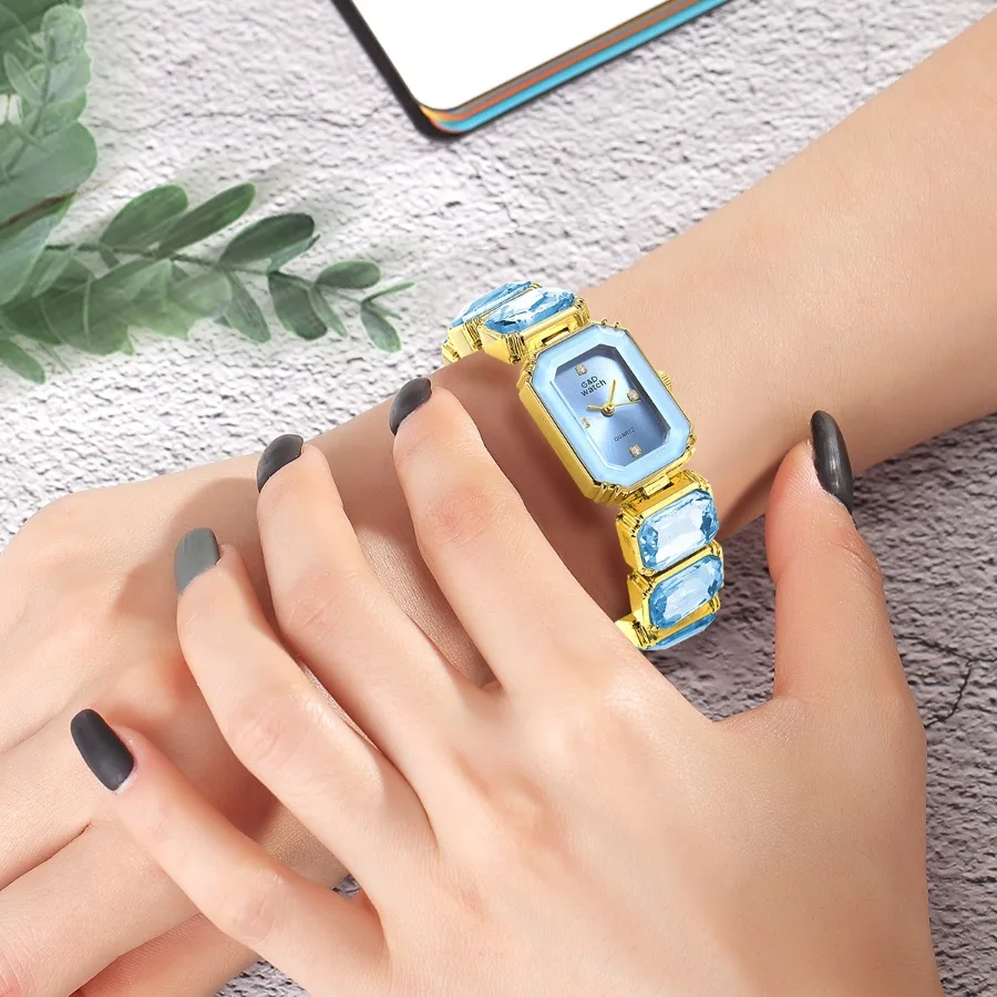 Small Golden Square Quartz Ladies Wrist Watch For Women Bracelet Watches Top Brand Luxury Diamond Fashion Women's Watch 2025