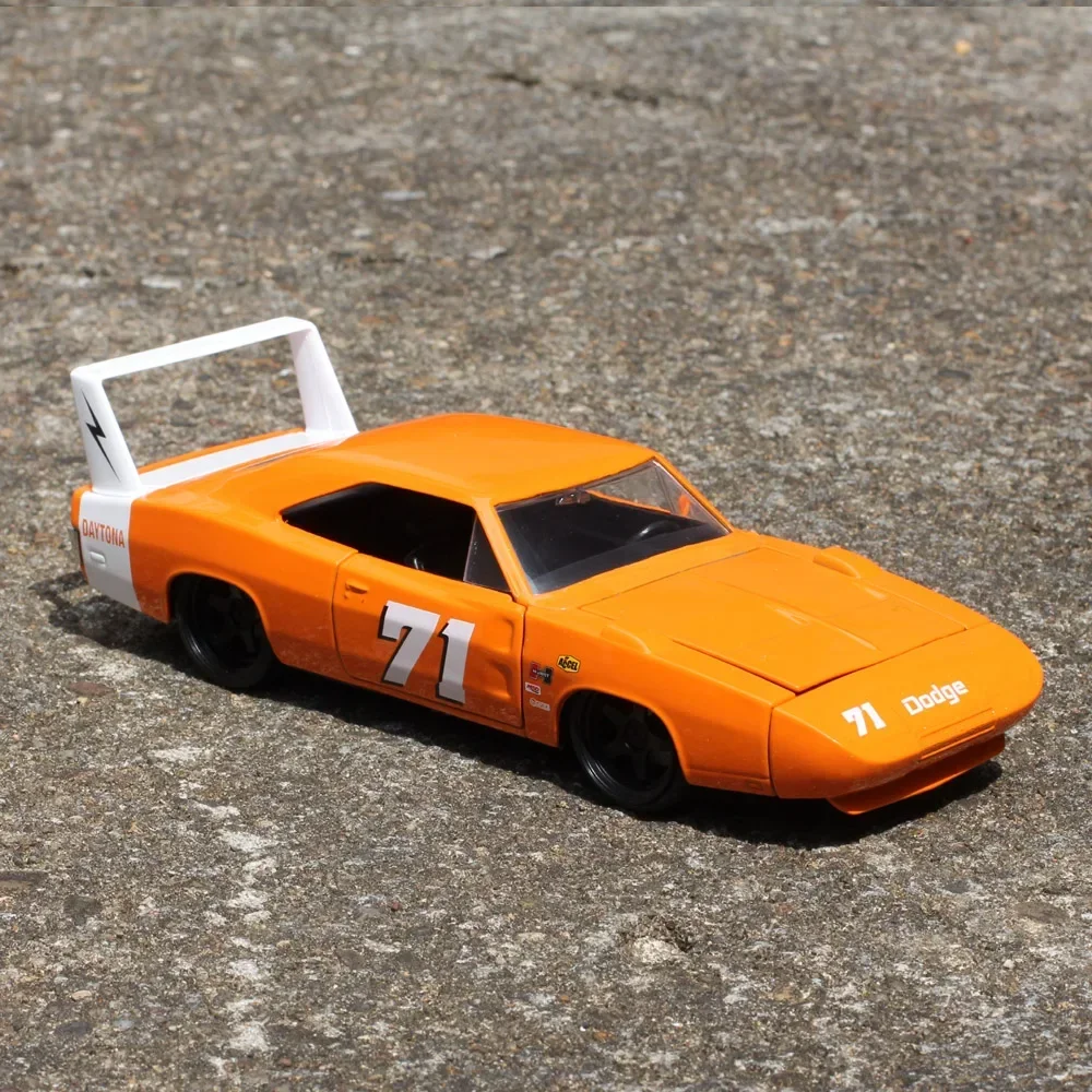 No Box Classic 1/24 Scale Jada Vintage Dodge Charger Daytona 1969 Chevy Muscle Racing Metal Diecasts & Toy Vehicles Model Car