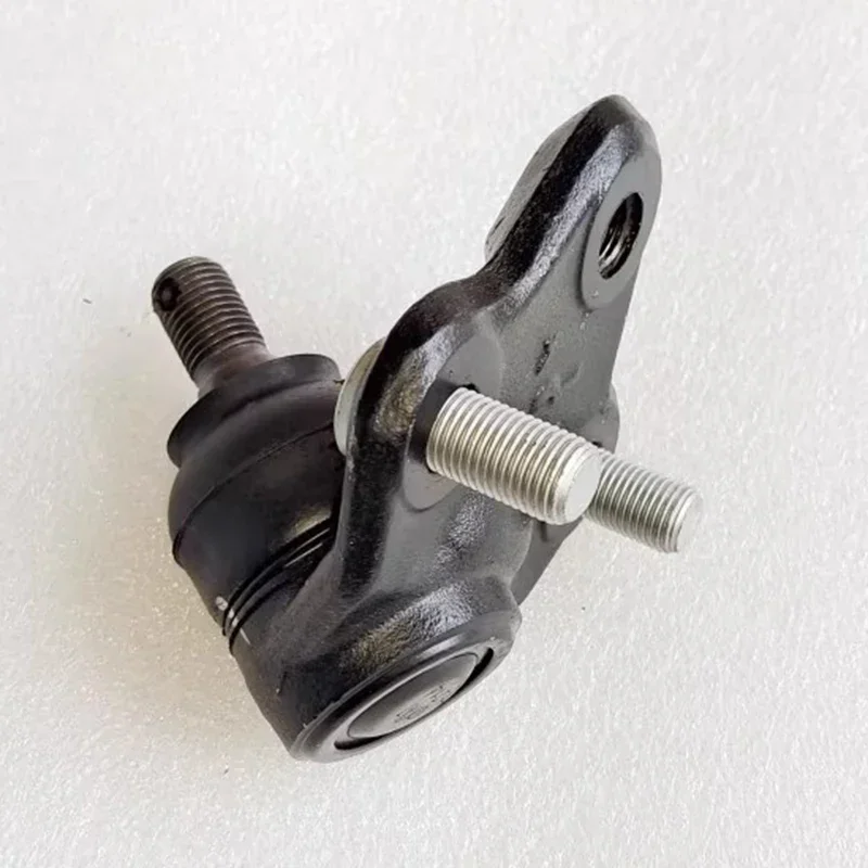 1pcs Lower Swing Arm Ball Head for 2009-2013 Geely Emgrand EC7 RV 715 718 Triangular Arm Ball Joints Car Accessories