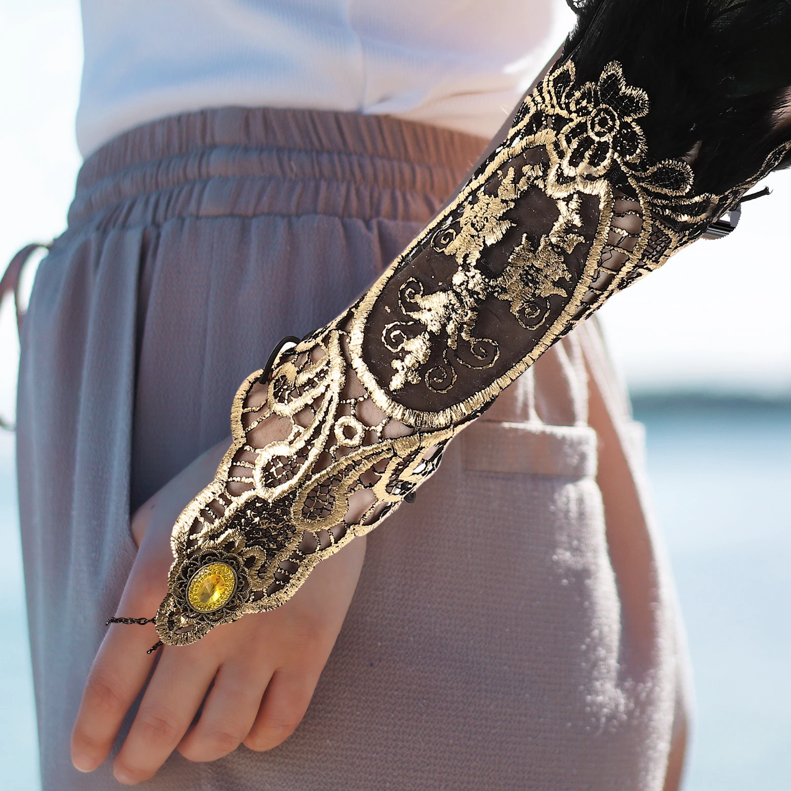 

Retro Arm Chain Gold Lace Long Elbow Gloves Women Exaggerated Party Decorative Gothic Plumage Comfort Match