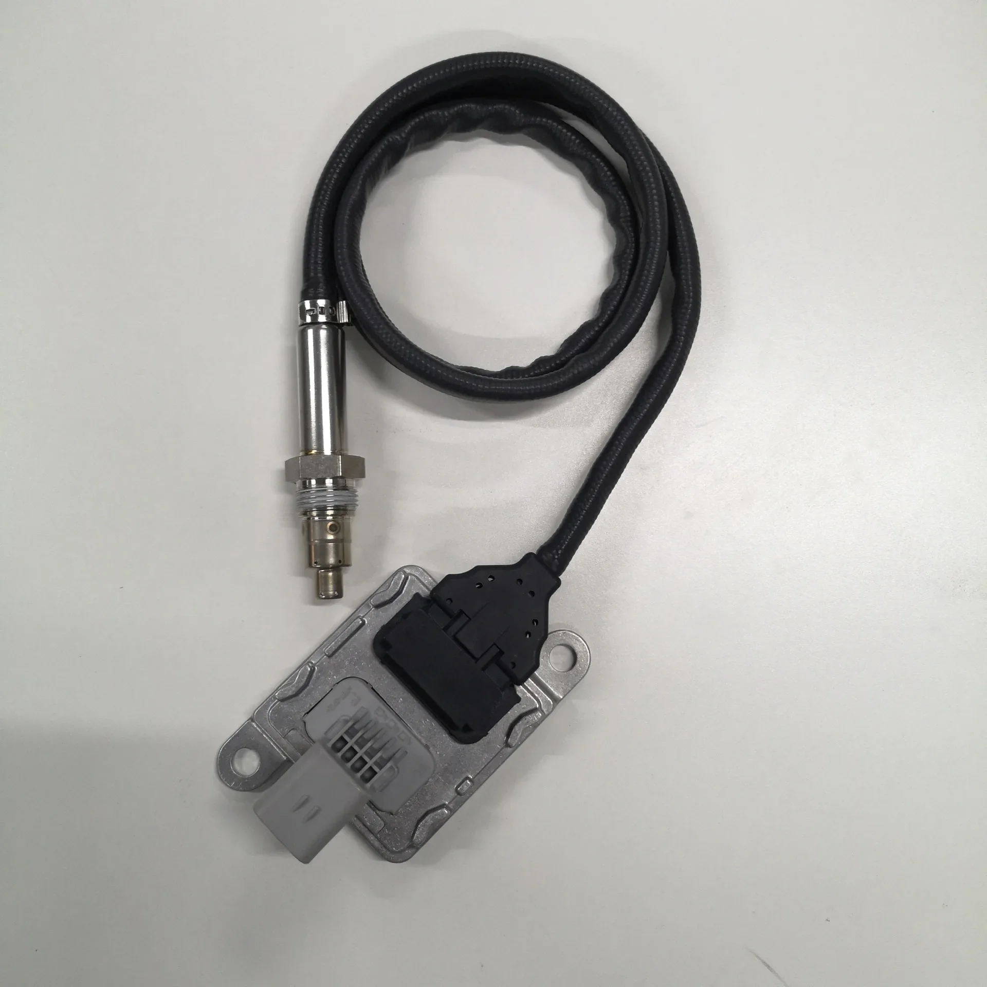 Sensor de exaustão do sensor de nitrogênio e oxigênio do caminhão DZ 109689