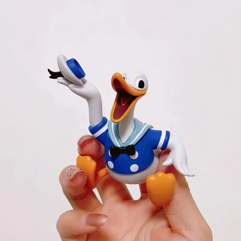 Disney-Modèle de collection de figurines d'action avec boîte ennemi, Donald Duck, 90e série des travailleurs, Mysteriou, remise des diplômes, cadeaux d'anniversaire, offre spéciale