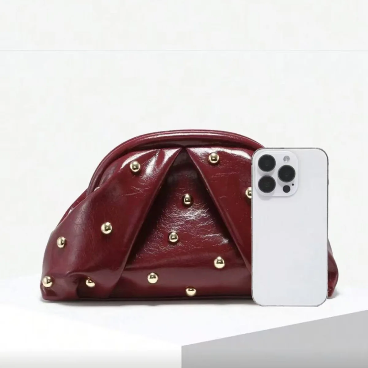Neue, modische Handtasche mit Nieten und Falten für Damen, Clutch, Tasche mit Reißverschluss, modisch, lässig, schlicht, für den täglichen Gebrauch, für Abendpartys. – Detail 5
