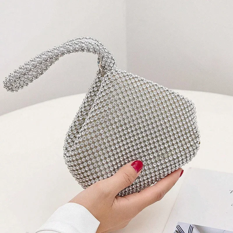 

Элегантная дизайнерская вечерняя сумочка с кристаллами, мягкая женская маленькая сумочка-клатч, модный подарок для свадьбы, вечеринки, повседневного использования, кошелек для женщин.