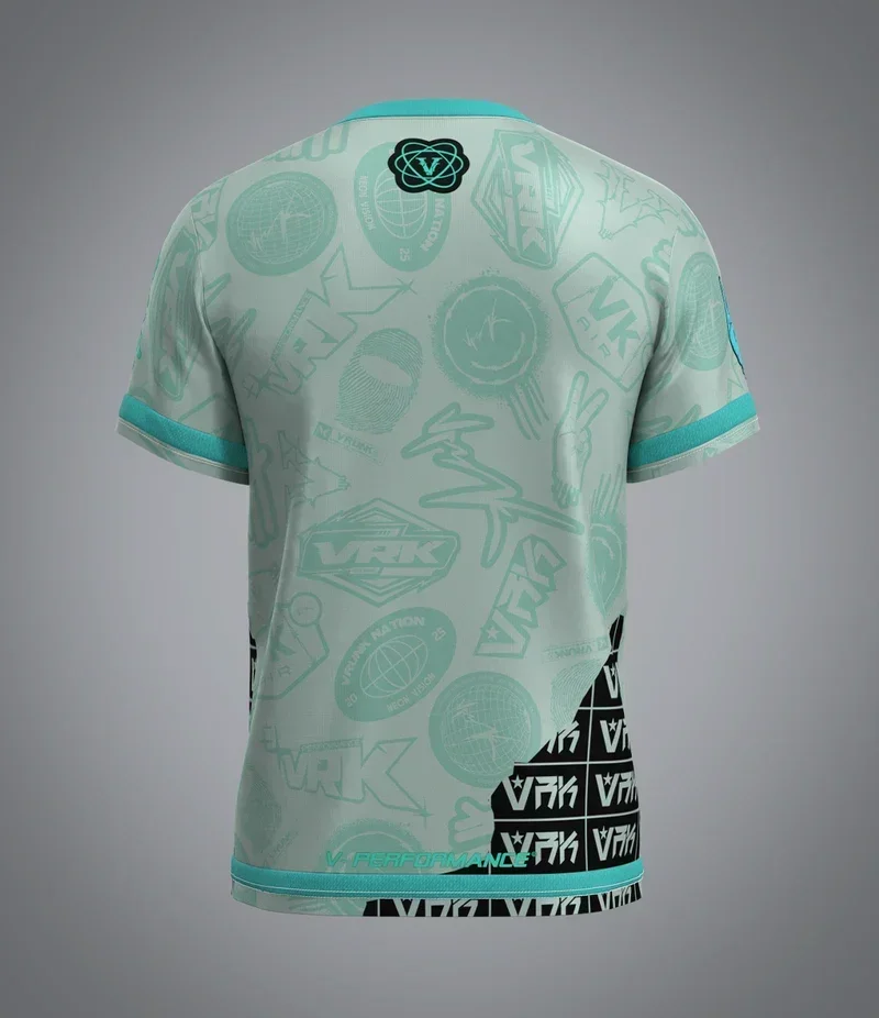 VRUNK Herren-T-Shirt mit lockerem Schnitt, atmungsaktivem Material, feuchtigkeitsableitenden Eigenschaften, kurzen Ärmeln und Rundhalsausschnitt, versehen mit einem stilvollen 3D-Druck. – Detail 4