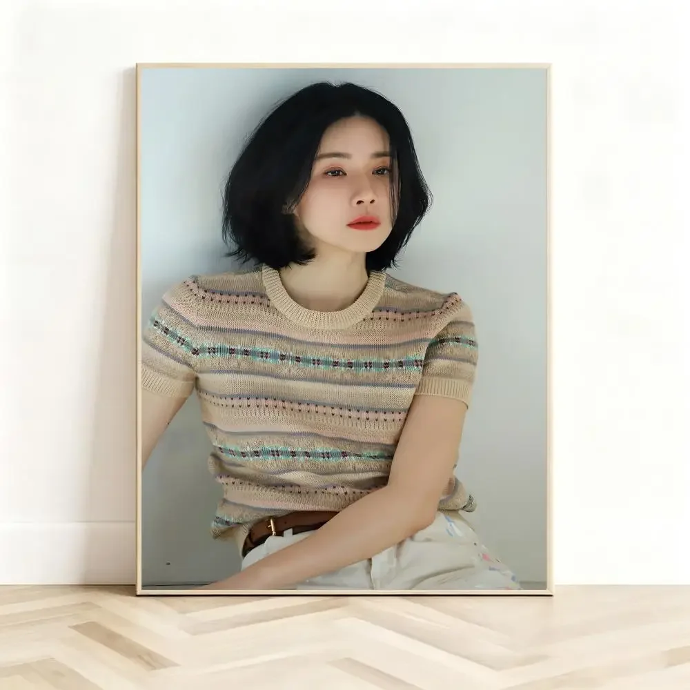 Gentle Celebrity L-Lee Bo Young Poster Classic Self-Adhesive PP Wall Sticker for Living Room Bar Decor Gift